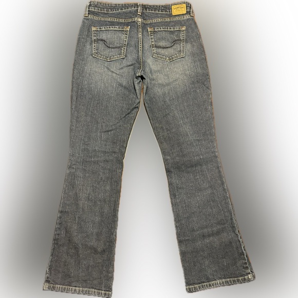Levi’s Signature Low Rise Boot Cut Jeans. Size 10R - Picture 2 of 8